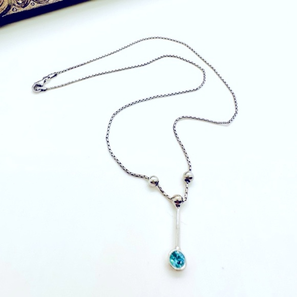 Vintage Dainty Silver Blue Pendant Necklace